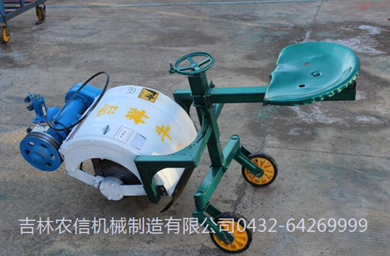 1GM-60A型直(zhí)拉滅茬(cha)還田機(ji)