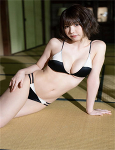 《人妖大乳-二十二十韩剧》
